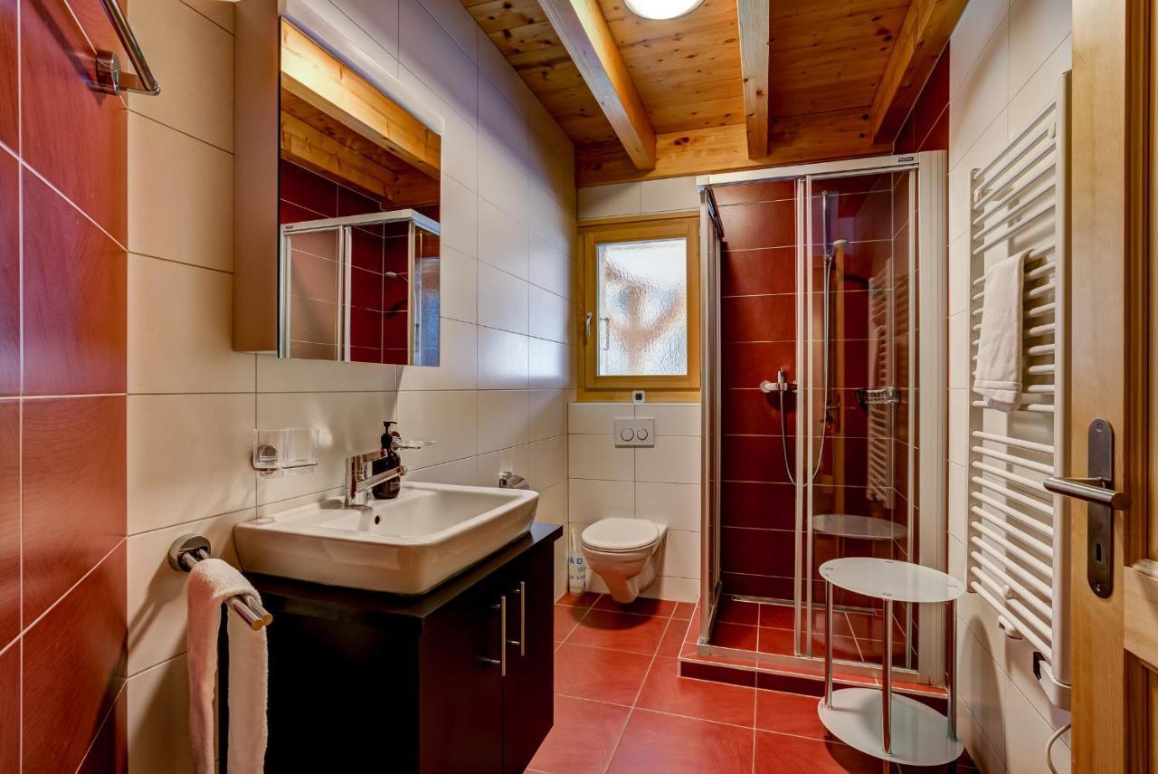 Chalet Flocon De Neige - Jacuzzi - Sauna La Tzoumaz Dış mekan fotoğraf