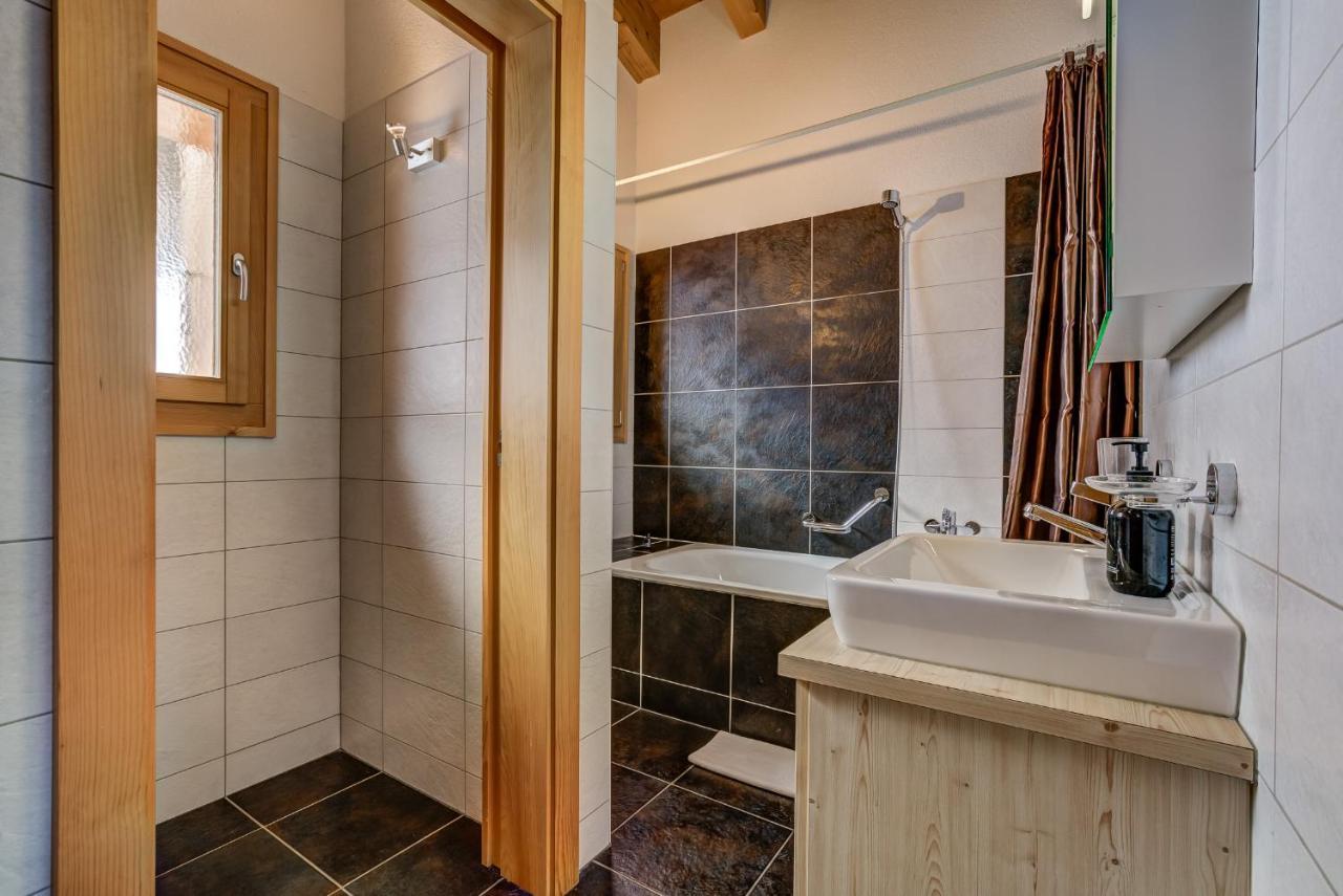 Chalet Flocon De Neige - Jacuzzi - Sauna La Tzoumaz Dış mekan fotoğraf